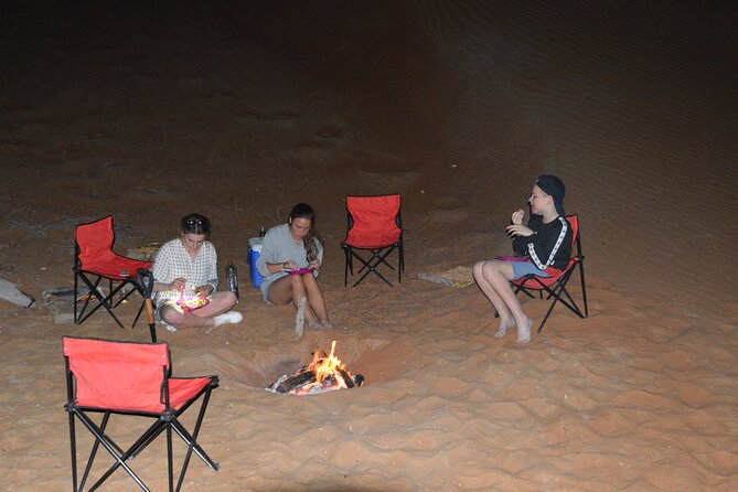 2-Day or 3-Day Self-Drive 4x4 Desert and Camping Adventure from Dubai - Big Red and Fossil Rock bring the challenge