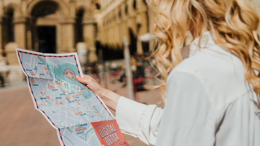 2 Hours Free Arezzo tour without the use of your smartphone - Key points to know