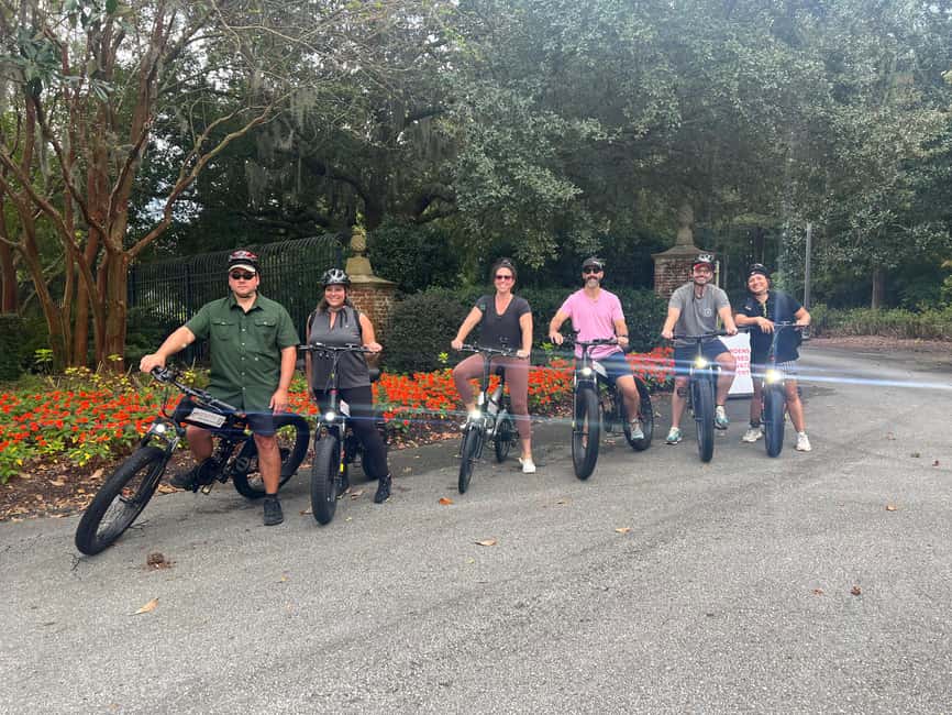 3.25-Hour Wilmington Airlie Gardens E-Bike Self-Guided Tour - Airlie Gardens: lakes, azaleas, and an old oak