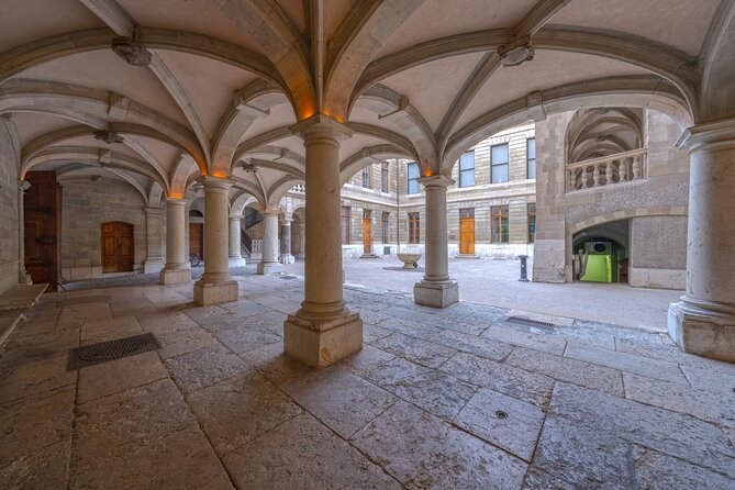 A Self-Guided Audio Tour of Geneva’s Old Town - Timing, fitness, and route control
