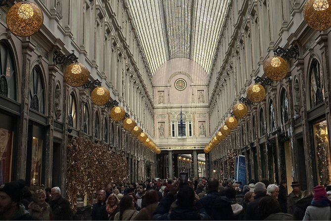 A Self-Guided Tour of Brussels: From Medieval to Modern Times - Chapels, old harbor traces, and Jeanneke-Pis