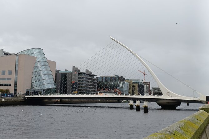 A Self Guided Walking Tour of Dublin's Docklands - Ships, seafarers, and the memory of emigration