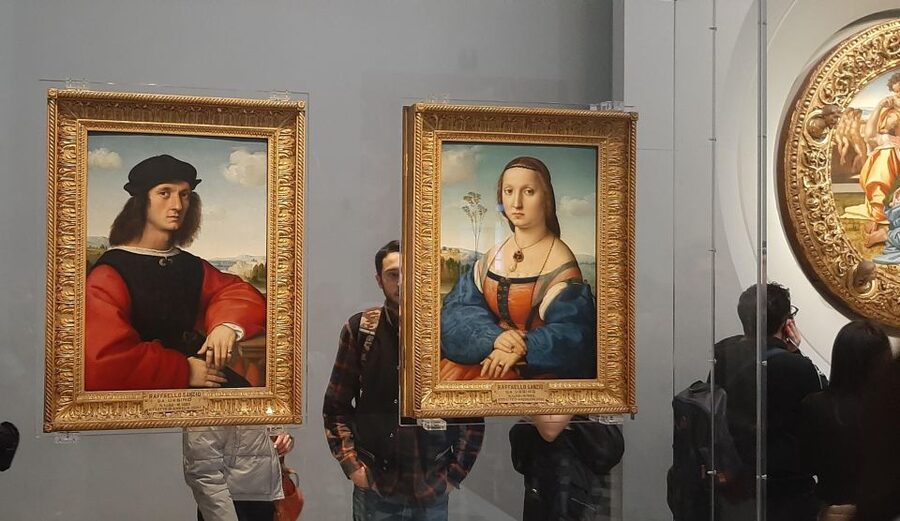 Accademia and Uffizi Skip-the-Line Tickets with Audioguide - Entering the Uffizi at 3:15 PM