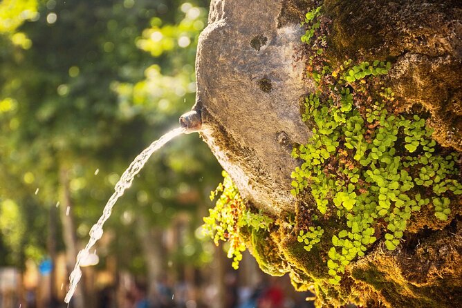 Aix-en-Provence Scavenger Hunt and Sights Self-Guided Tour - Starting at Au Moulin de Mignet