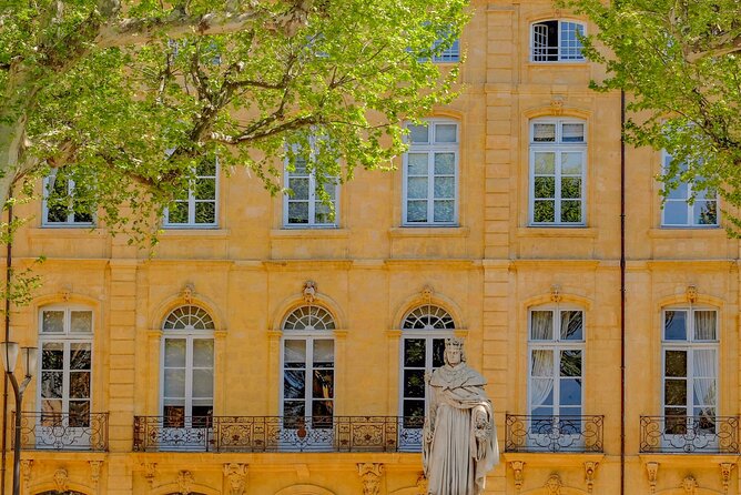 Aix-en-Provence Scavenger Hunt and Sights Self-Guided Tour - Who will enjoy this Aix activity most