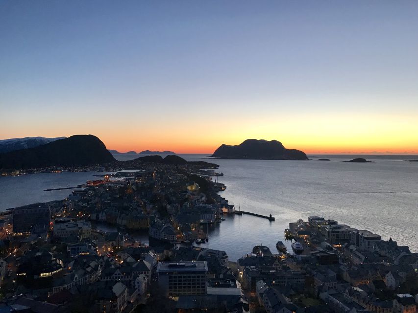 Ålesund: Ålesund and Surrounding Islands Audio Guide Tour - What the $136 price really buys you