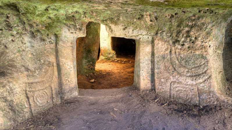 Alghero: Anghelu Ruju Necropolis with Audio Guides - Following the numbered tomb route