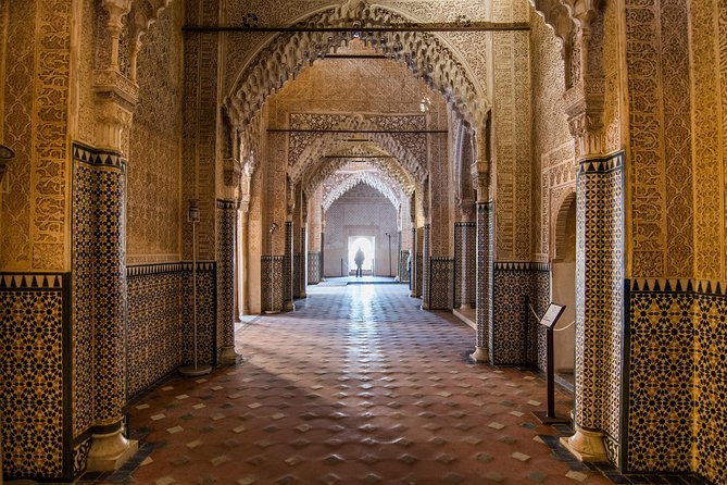 Alhambra and Nasrid Palaces Ticket with Audioguide - Alcazaba: the Alhambra’s military side