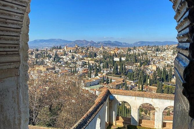 Alhambra Experience – Explore Nasrid Palaces & Generalife Gardens - What three hours really gives you