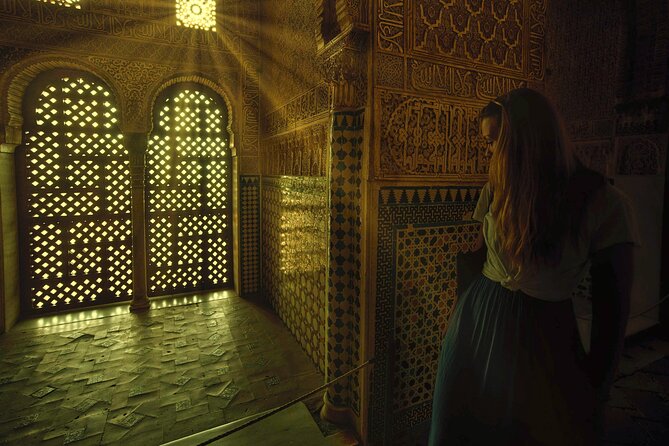 Alhambra Ticket with Audio Guide in Granada - Generalife Gardens and the Court of the Water Channel