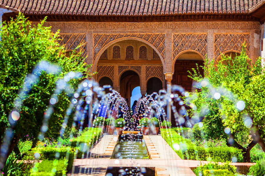 Alhambra: Ticket with Audioguide - Picking up the ticket and audioguide in Granada