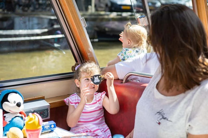 Amsterdam: 75 Minute City Canal Cruise with Audio Guide - Departure points and practical planning