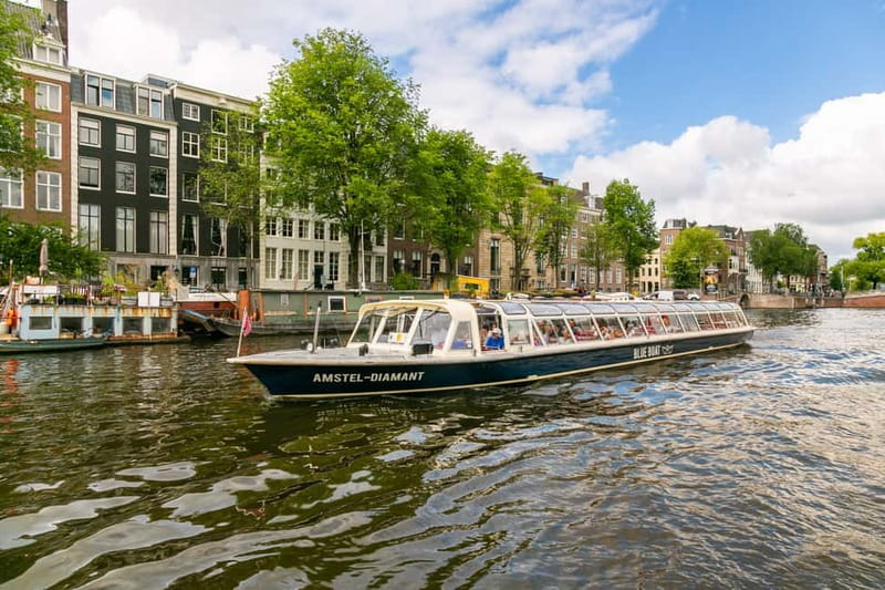 Amsterdam: 75 Minute City Canal Cruise with Audio Guide - Should you book it?