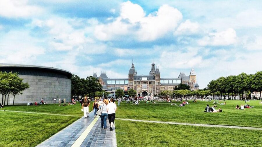 Amsterdam Audioguide - TravelMate app for your smartphone - How the app works offline