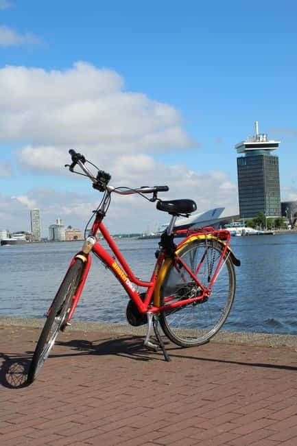 Amsterdam:: Bike Rental with Free Self-Guided Tour - Who should book this experience?