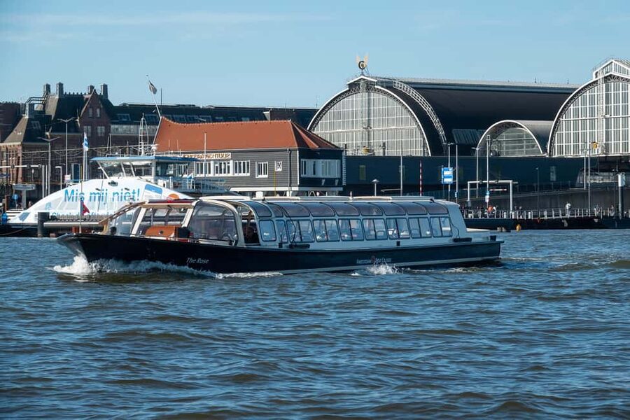 Amsterdam: Canal Cruise with Live Commentary & Audio Guide - The Amstel and Amsterdam’s famous bridges