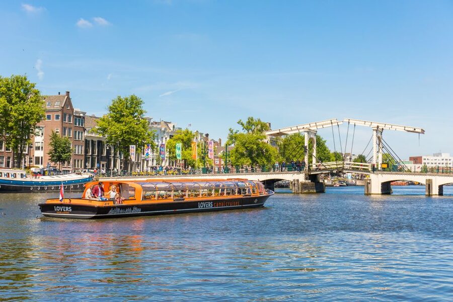 Amsterdam: City Centre Canal Cruise including Audioguide - Four departure points, four useful ways to fit it in