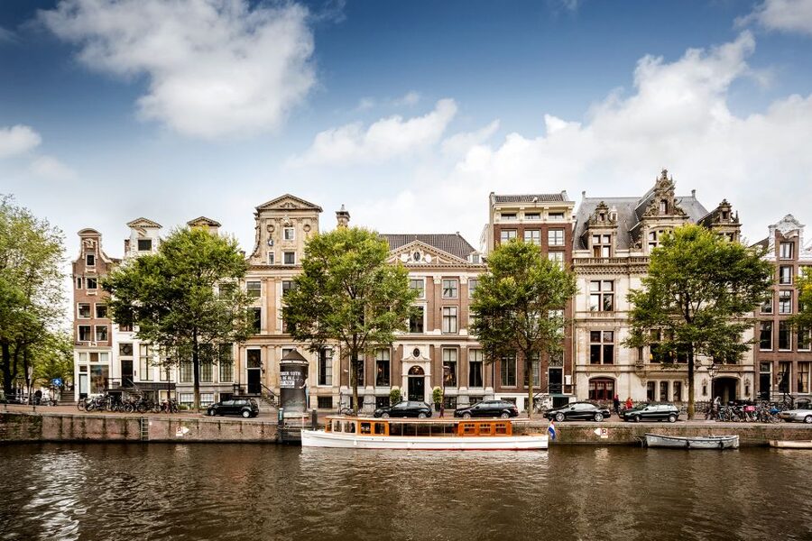 Amsterdam: Museum of the Canals Ticket with Audio Guide - Why the Herengracht setting matters