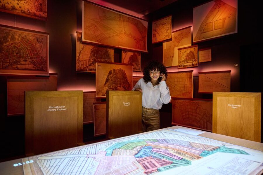 Amsterdam: Museum of the Canals Ticket with Audio Guide - The permanent exhibition and its 400-year story