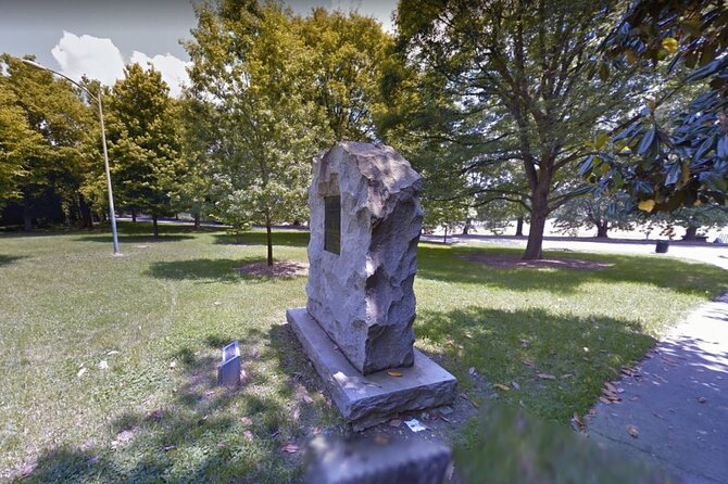 An Epic Scavenger Hunt: Finding Peace in Piedmont Park - Photo challenges that give everyone a job