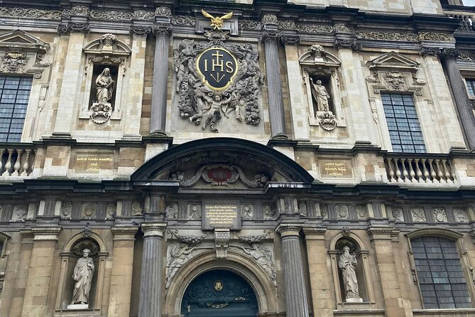 Antwerp: Help the Lost Boy – Self-Guided Mystery Walk - The app setup you should handle before arrival