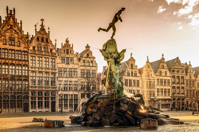 Antwerp Scavenger Hunt and Best Landmarks Self Guided Audio Tour - Museum Vleeshuis and Grote Markt