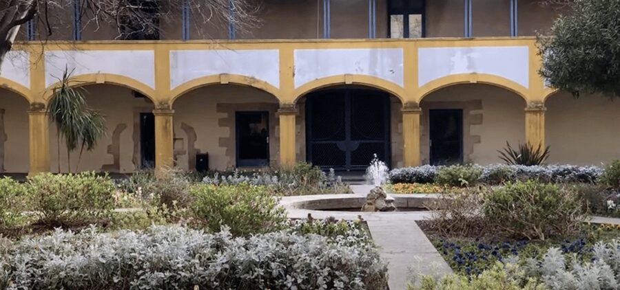 Arles Vincent Van Gogh Walking Tour with an APP - Is $12 good value?