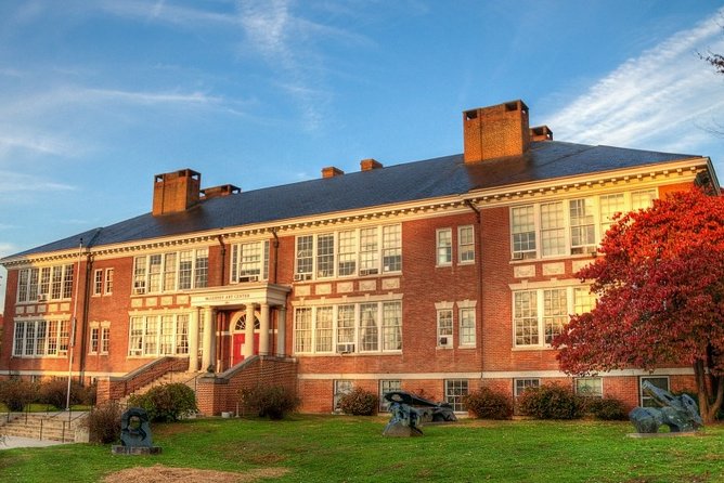 Astounding Scavenger Hunt: Centuries of Charlottesville - Starting at 333 US-250 BUS