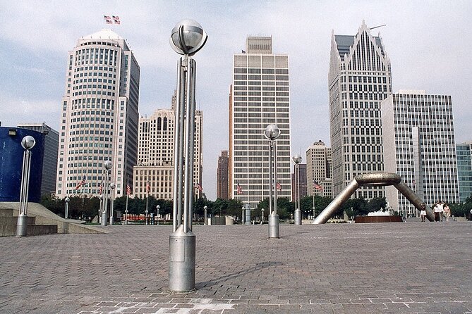 Astounding Scavenger Hunt: Detroit Roll Through Motor City - Hart Plaza and the riverfront portion