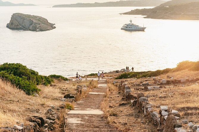 Athens: Cape Sounion and Poseidon Temple Sunset with Audio Guide - What the guide and audio app add