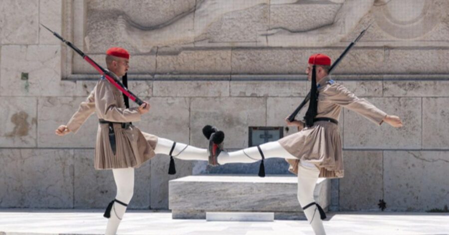 Athens Highlights & Astonishing Cape Sounion & Audio Tour - A private Athens day with a dramatic finish
