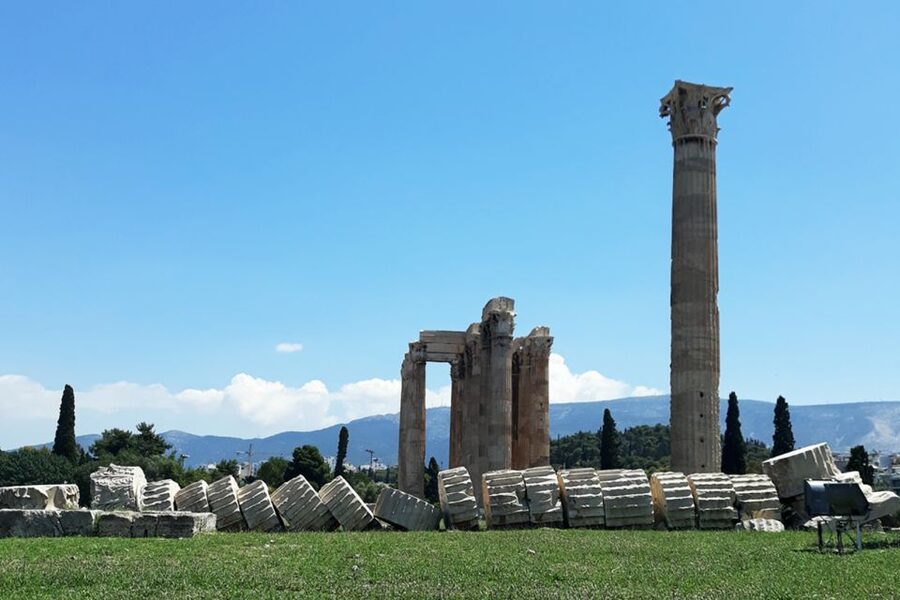 Athens: Temple of Olympian Zeus Ticket and Audio Tour - How the phone tour works in practice
