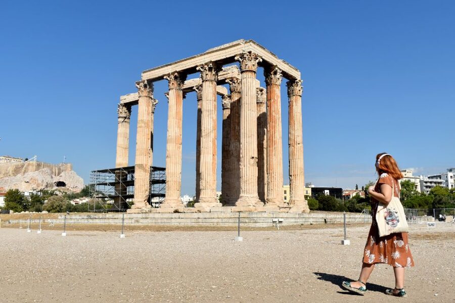 Athens: Temple of Olympian Zeus Ticket and Audio Tour - Practical comfort and access