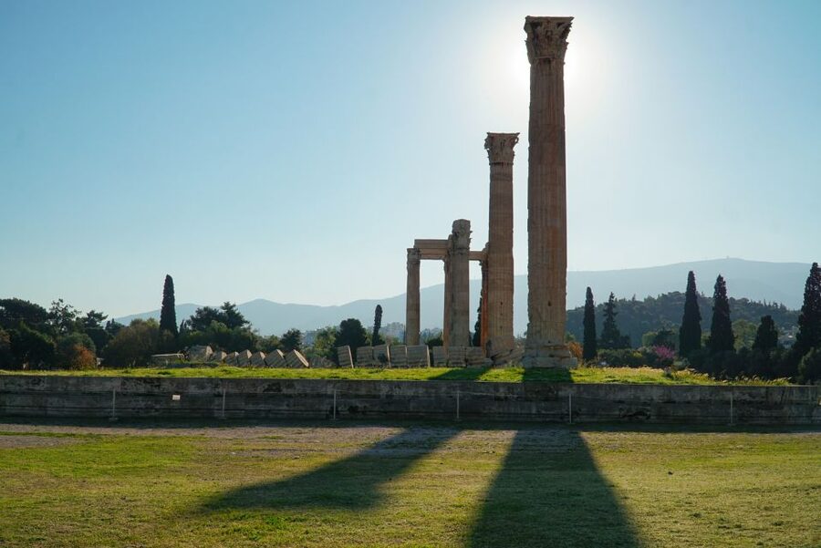 Athens: Temple of Olympian Zeus Ticket and Audio Tour - Walking among the 17-meter columns
