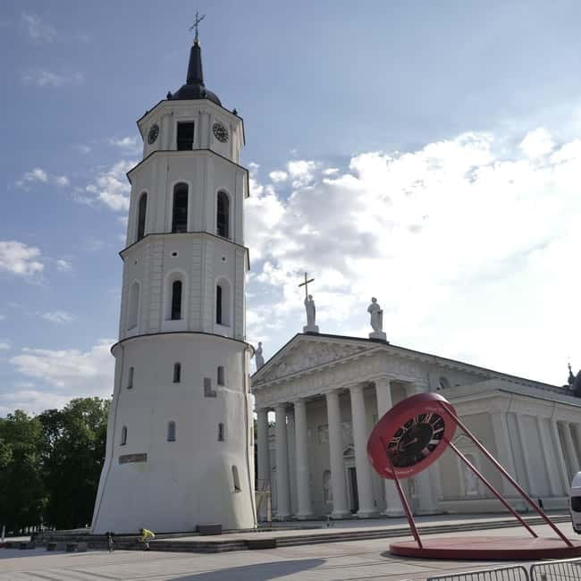 Audio Tour of Vilnius Old Town Core - Beginning beneath Gediminas’ monument