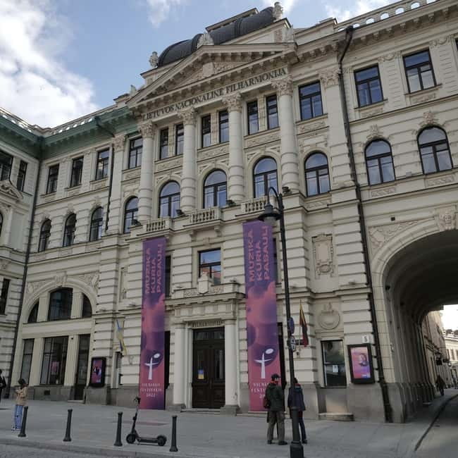 Audio Tour of Vilnius Old Town Core and the South Part 2in1 - Walking demands and useful pacing
