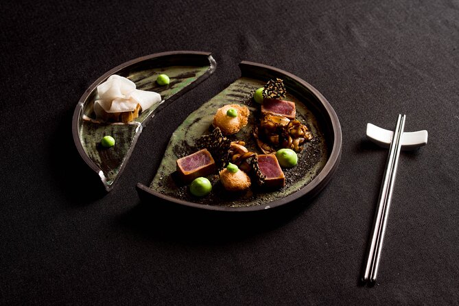 Audio visual multi-sensory chefs journey dinner experience - The United States supplies the hearty main course
