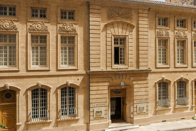 Avignon Scavenger Hunt and Sights Self-Guided Tour - Photo challenges that keep the pace lively