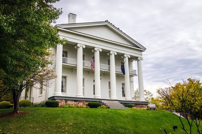 Awesome Scavenger Hunt: Burlington Beauty - The Follett House and the gnome under a mushroom