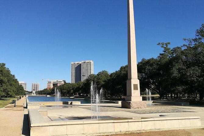 Awesome Scavenger Hunt: Houston's Museum District - The Clayton Library and Houston’s family stories