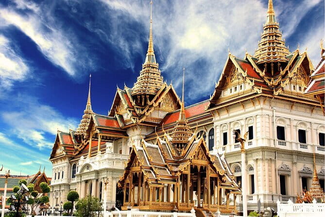 Bangkok Grand Palace & Emerald Buddha Flexible Entry with Audio - Entering the Grand Palace on your chosen date