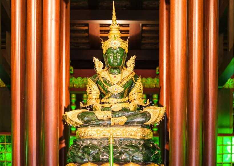 Bangkok Grand Palace & Emerald Buddha Flexible Pass w/ Audio - A Khon performance at Sala Chalermkrung Royal Theater