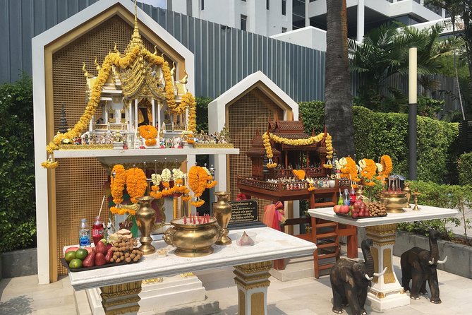 Bangkok's Wireless Road: A Self-Guided Audio Tour - Who should choose this Wireless Road walk?