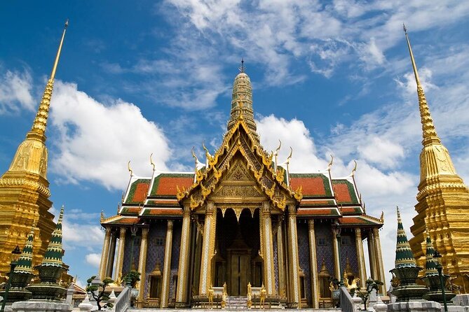 Bangkok Self-Guided Audio Tour - MOCA and the limits of the route