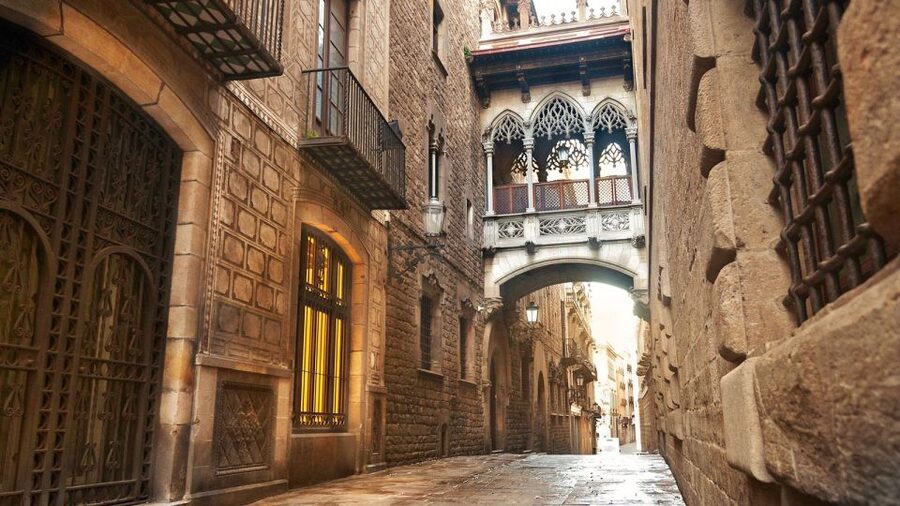 Barcelona Audioguide - TravelMate app for your smartphone - Food, the waterfront, and everyday Barcelona