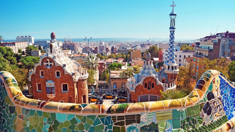 Barcelona Audioguide - TravelMate app for your smartphone - From Barcino to the modern city