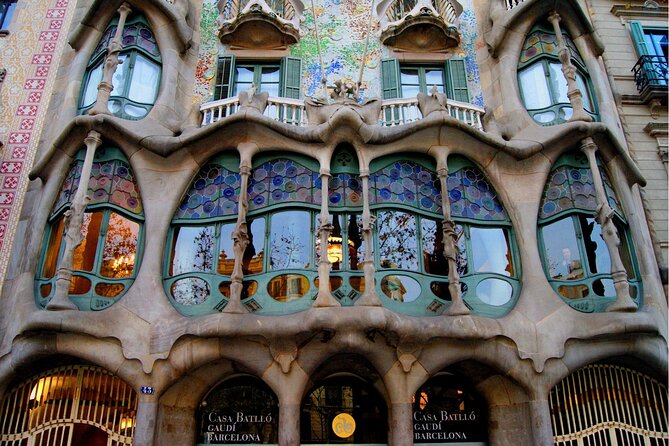 Barcelona: Casa Batllo Timed Entrance Ticket with Audio Guide - Exploring the Interior With the Audio Guide