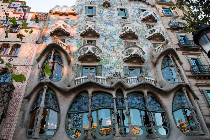Barcelona: Casa Batllo Timed Entrance Ticket with Audio Guide - Seeing the Façade Before You Go Inside