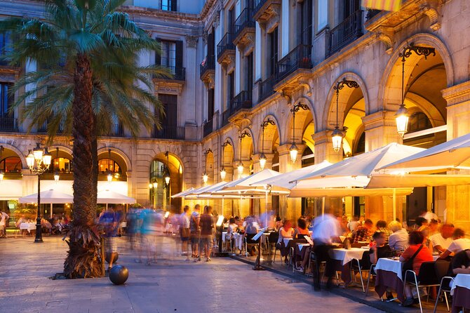 Barcelona Las Ramblas: City Walk with Audio Guide on your Phone - The Old Hospital of Santa Creu