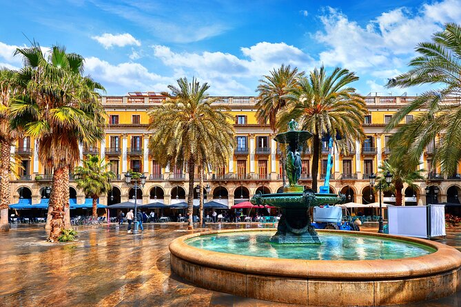Barcelona Las Ramblas: City Walk with Audio Guide on your Phone - Drassanes and the route toward Port Vell